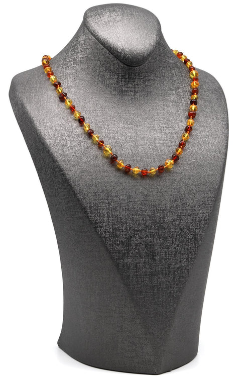 Damla Kehribar Kolye – 44 cm | 6 × 3 mm | 6,4 gr
