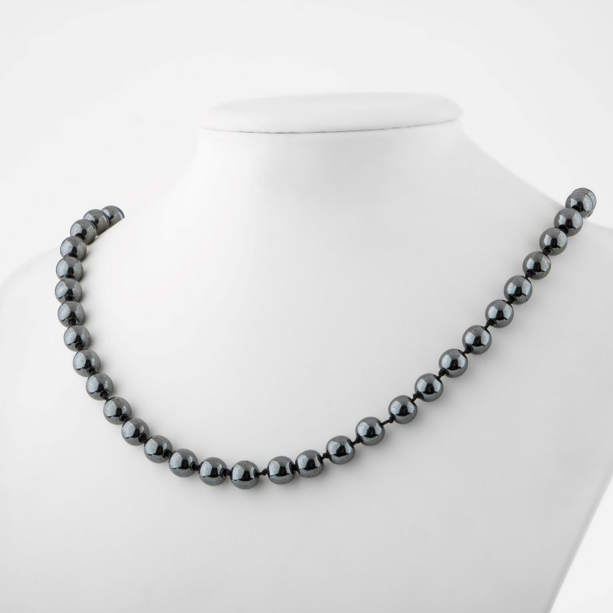 Hematit Doğal Taş Kolye – 8 mm Düğümlü, Unisex Tasarım (50 cm)