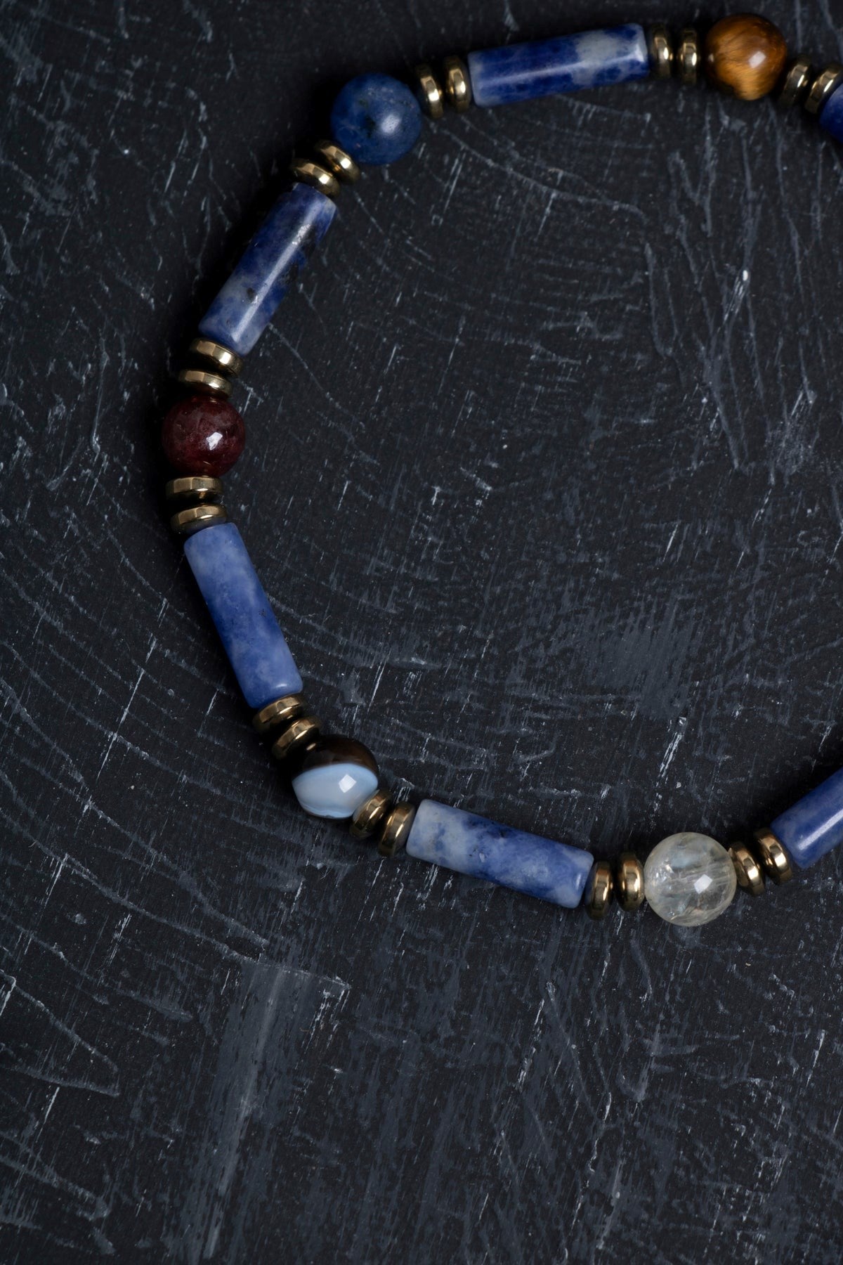 Lapis, Sodalit ve Bronzit Doğal Taş Aslan Burcu Bilekliği – Unisex Şık Tasarım