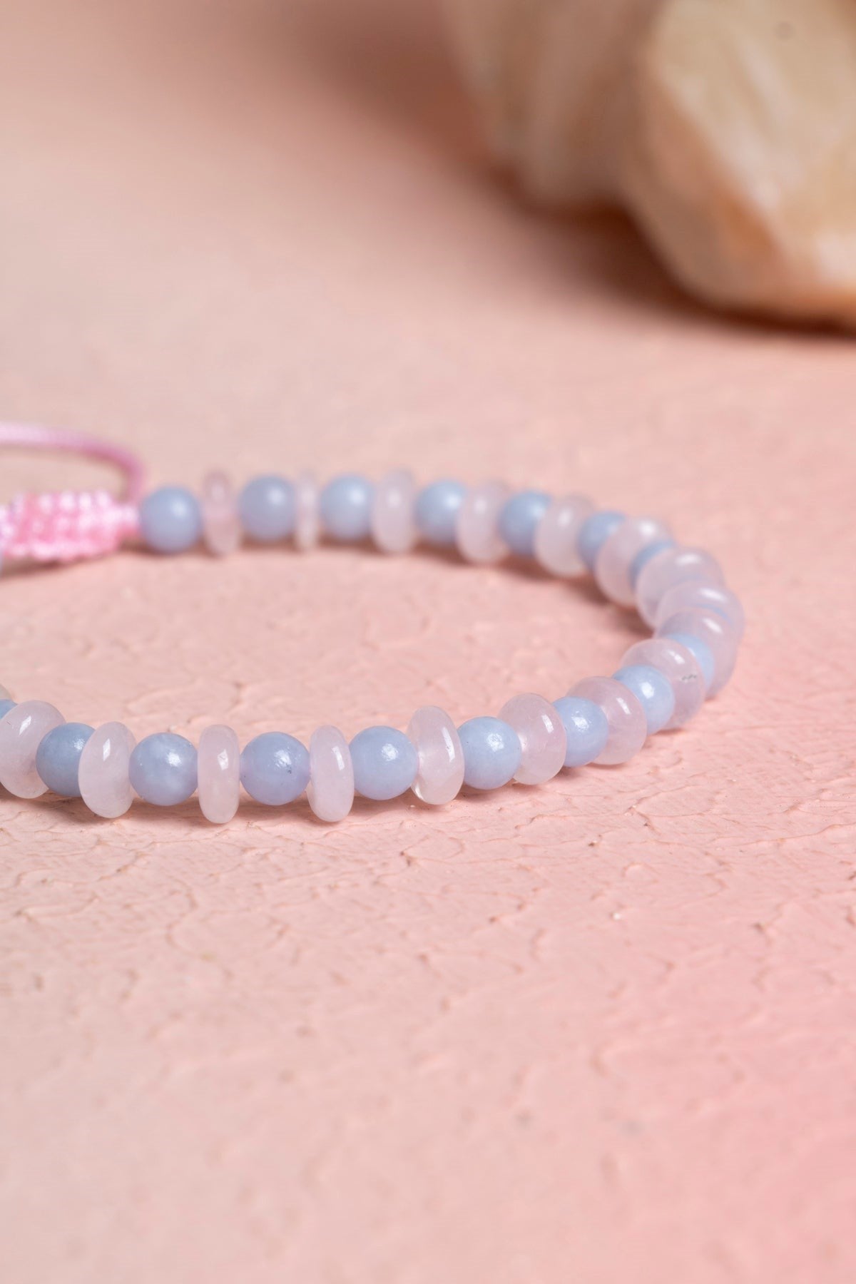 Anjelit, Pembe Kuvars Doğal Taş Makrome Bileklik (SK:394)