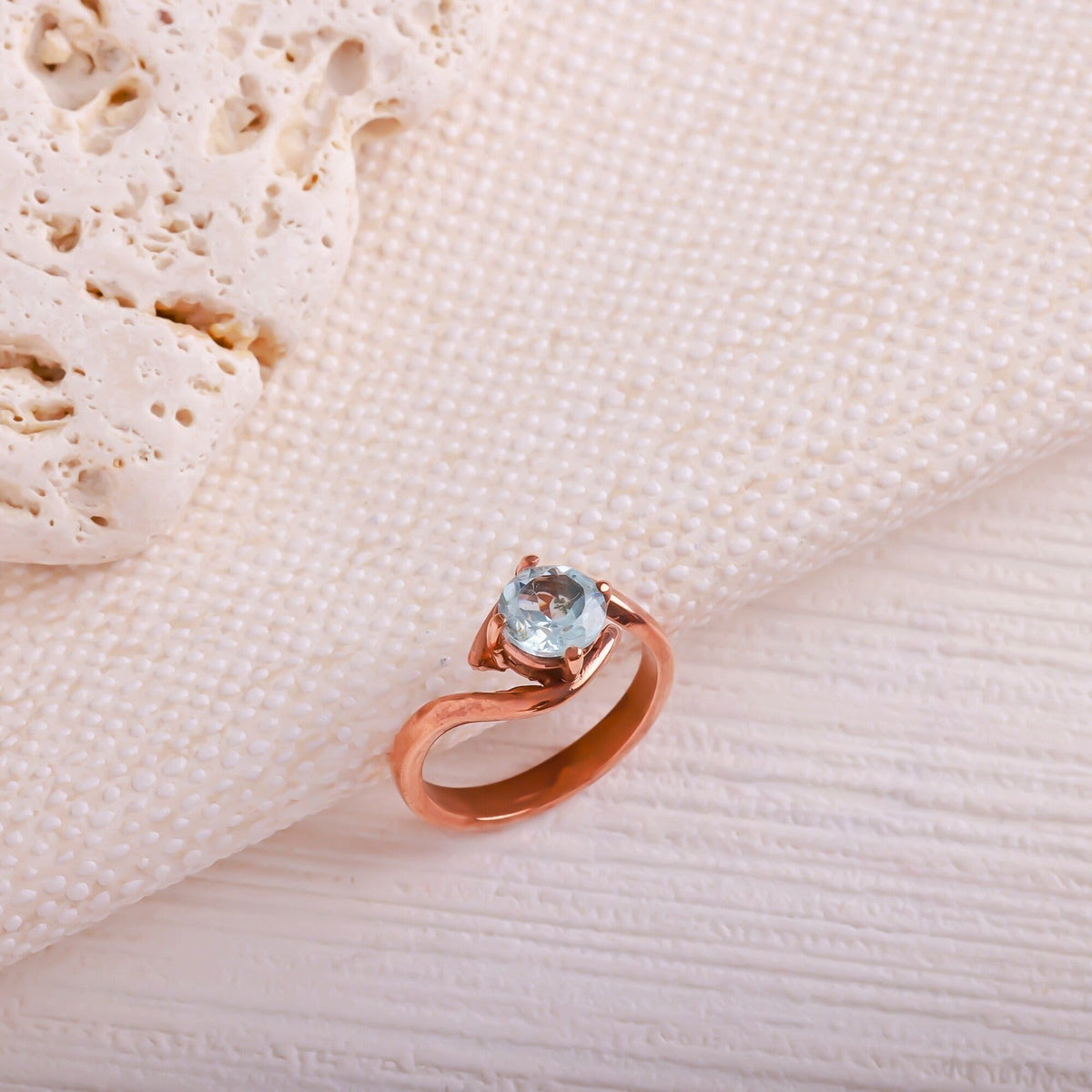 Sertifikalı Topaz 925 Ayar Gümüş Yüzük (SK:547)