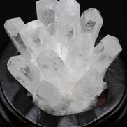 Kristal Kuvars Doğal Taş Standlı Parça – 10 × 10 cm | 456 gr