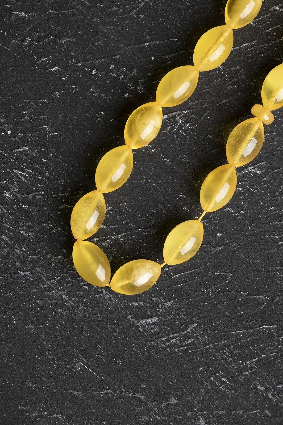 Sertifikalı Lale Motifli 9-12 mm Kapsül Kesim Gold Kaplama Gümüş Kehribar Tesbih - 50,54 g
