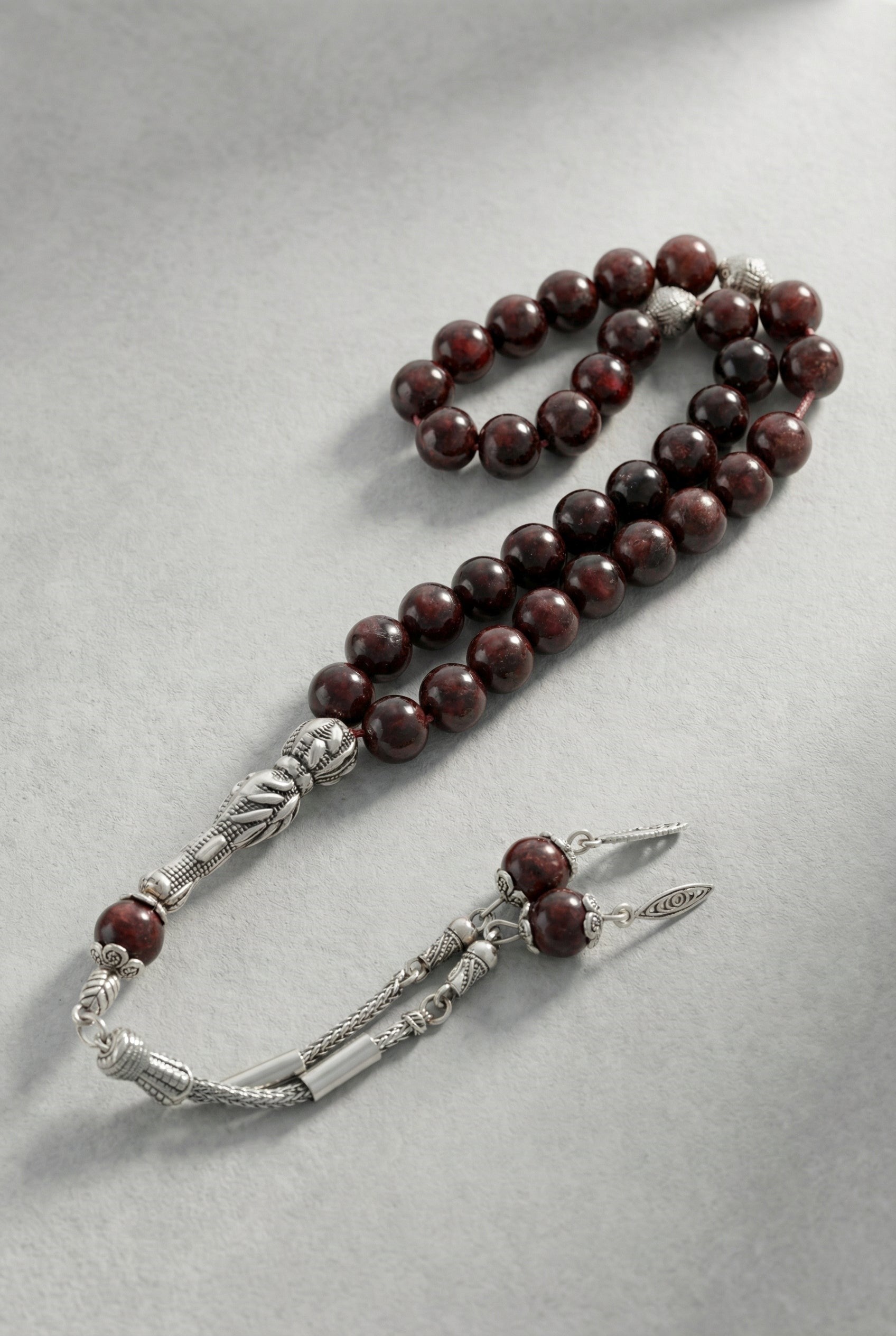 Garnet (Lal) Doğal Taş Tesbih – 8 mm Küre Kesim