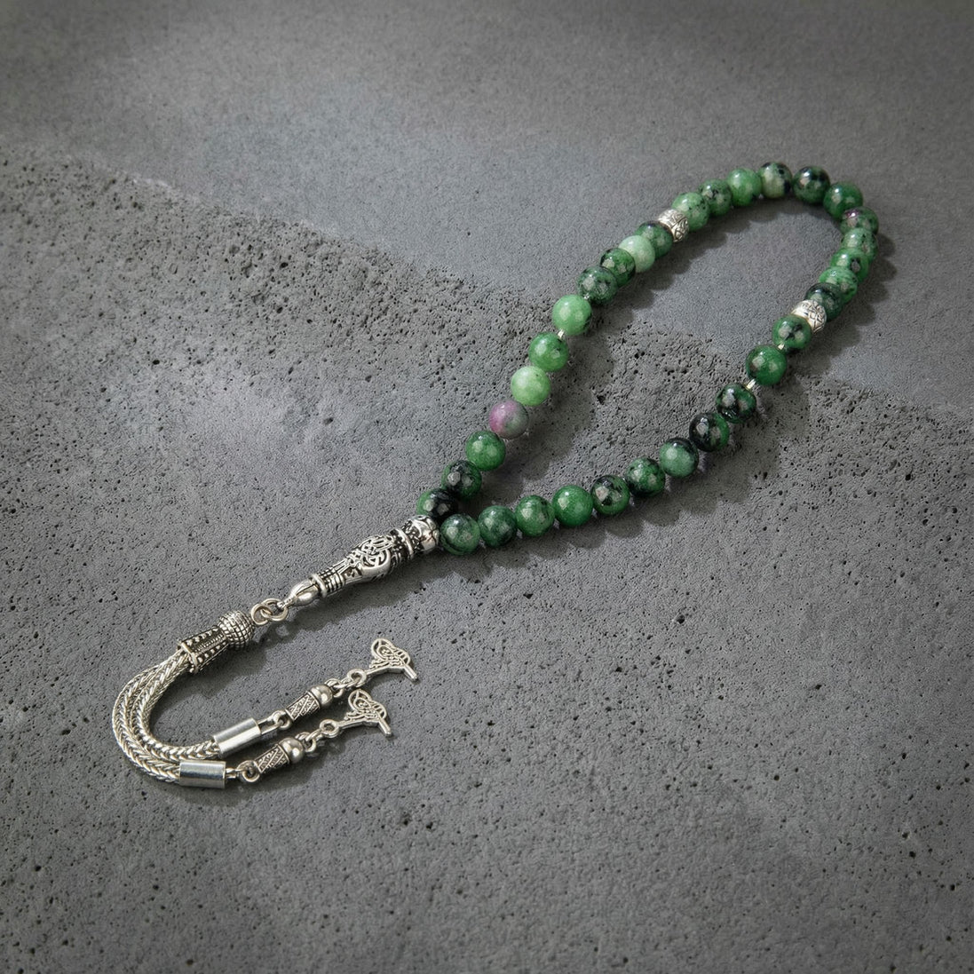 Anyolit (Ruby in Zoisite) Doğal Taş Tesbih – 33’lük – 6 mm