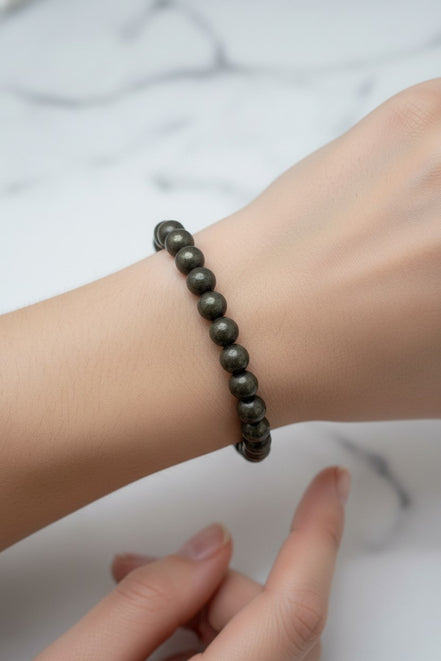 Pirit Doğal Taş Bileklik – 8 mm Misinalı, Unisex Tasarım
