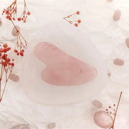 Pembe Kuvars Taşı Gua Sha Yüz Masaj Taşı Kalpli