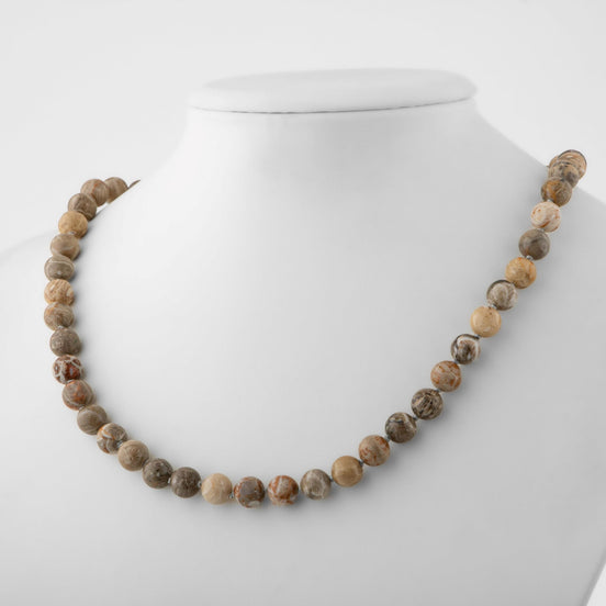 Fosil Mercan Doğal Taş Kolye – 8 mm Düğümlü, Unisex Tasarım (50 cm)