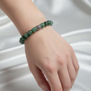 Zümrüt Doğal Taş Bileklik – Gümüş Aparatlı, 6 mm Misinalı, Unisex Tasarım