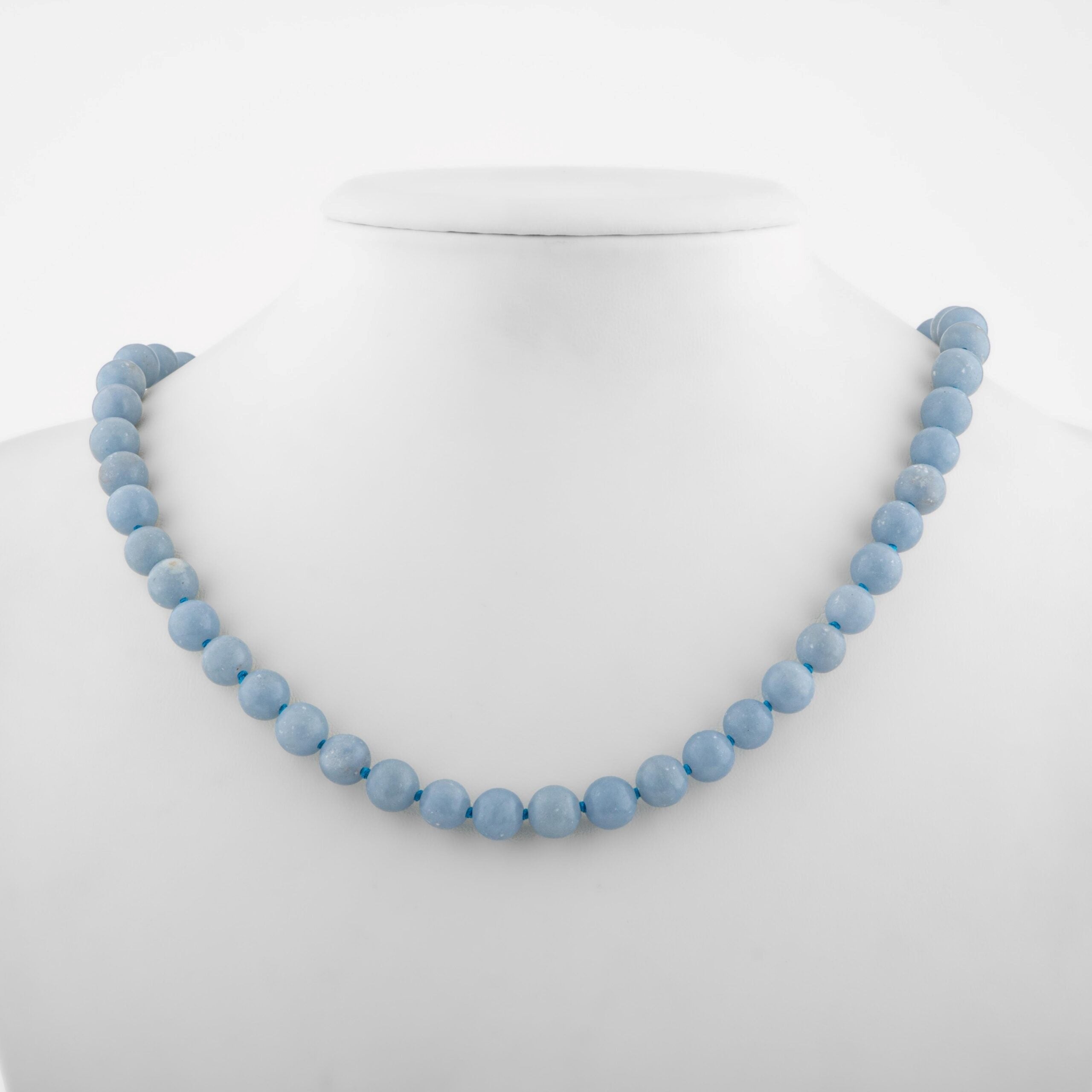 Anjelit Doğal Taş Kolye – 8 mm Düğümlü, Unisex Tasarım (50 cm)