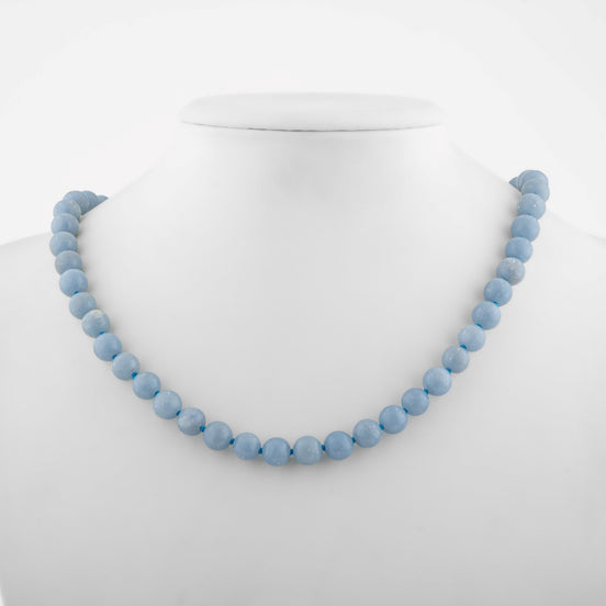 Anjelit Doğal Taş Kolye – 8 mm Düğümlü, Unisex Tasarım (50 cm)
