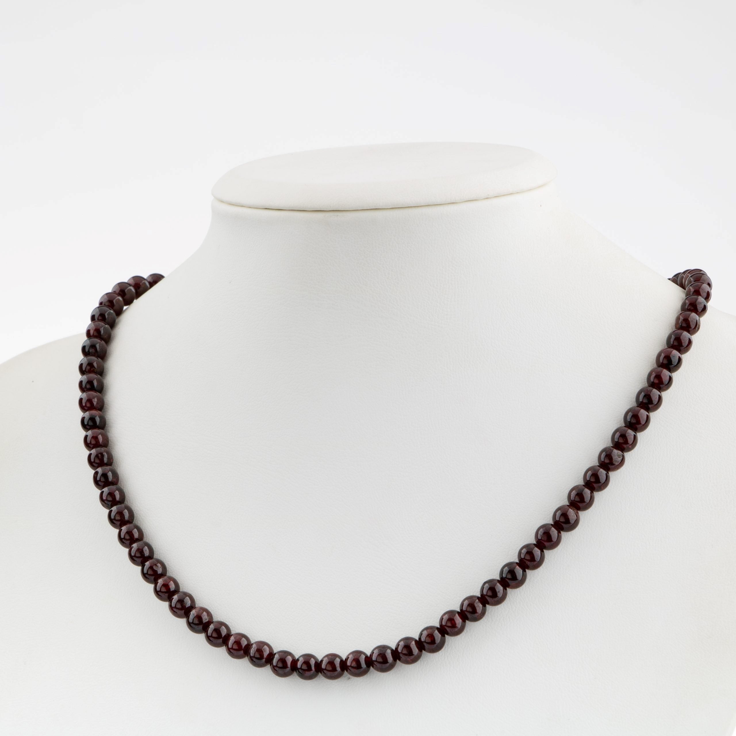 Bordo Granat (Lal) Doğal Taş Kolye – 6 mm Dizi, Unisex Tasarım