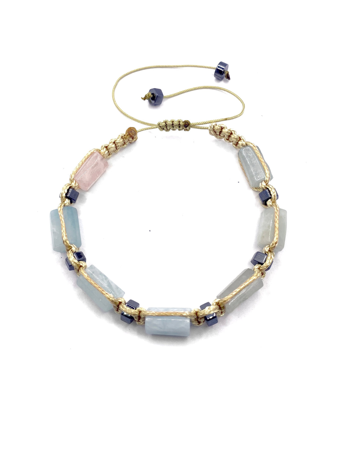 Heliodor ve Hematit Doğal Taş Bileklik – İpli Köşeli Makrome Model, Unisex Tasarım