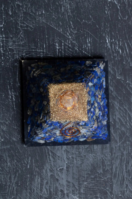 Lapis lazuli Piramit