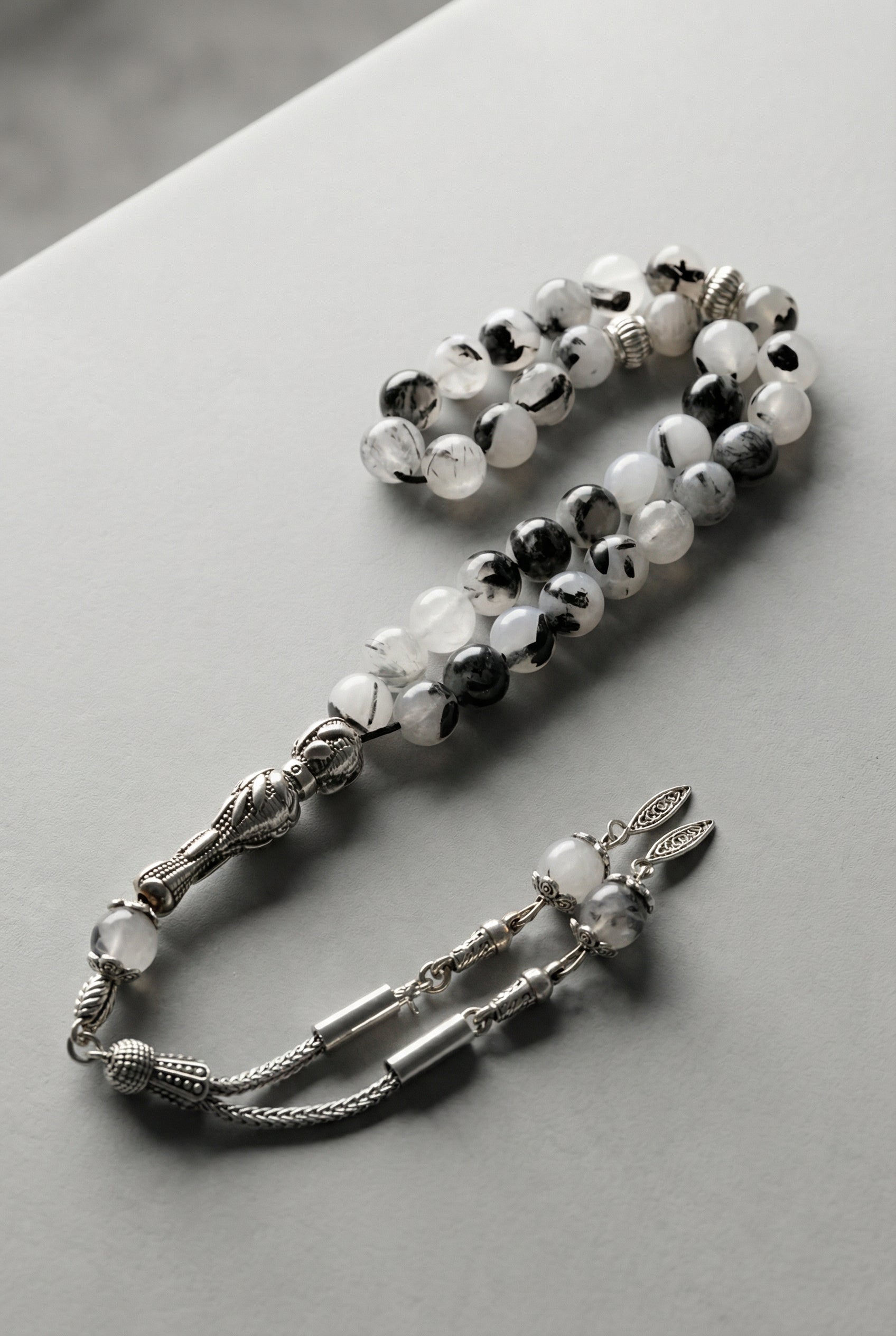 Rutilli Kuvars Doğal Taş Tesbih – 8 mm Küre Kesim