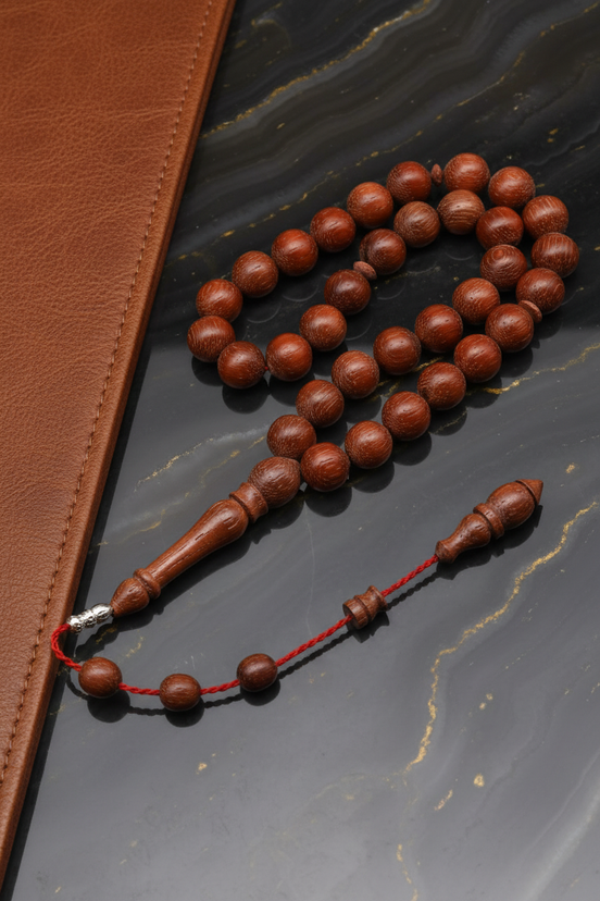 Usta İşçilikli Kan Ağacı Tesbih – 10 x 10 mm İstanbul Kesim