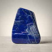 Lapis Lazuli Doğal Taş Parça – 302 gr | 7,5 × 9 cm