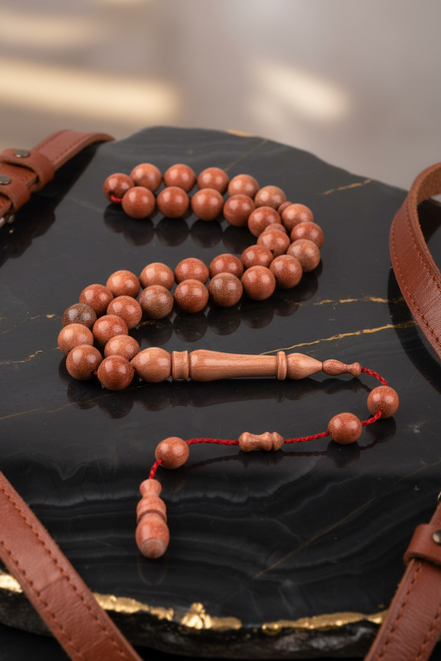 Usta İşçilikli Harnup Ağacı Tesbih – 9 x 10 mm İstanbul Kesim