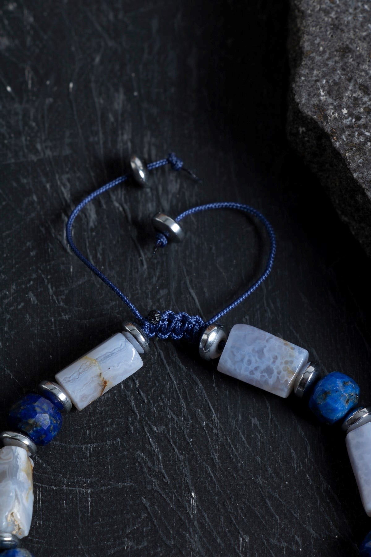 Kalsedon ve Lapis Lazuli Doğal Taş Bileklik – Unisex Şık Tasarım