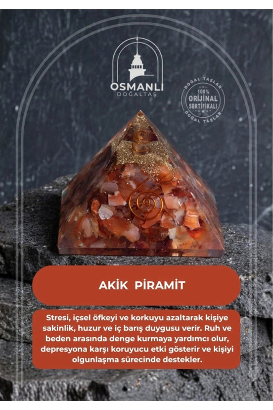 Akik  Piramit