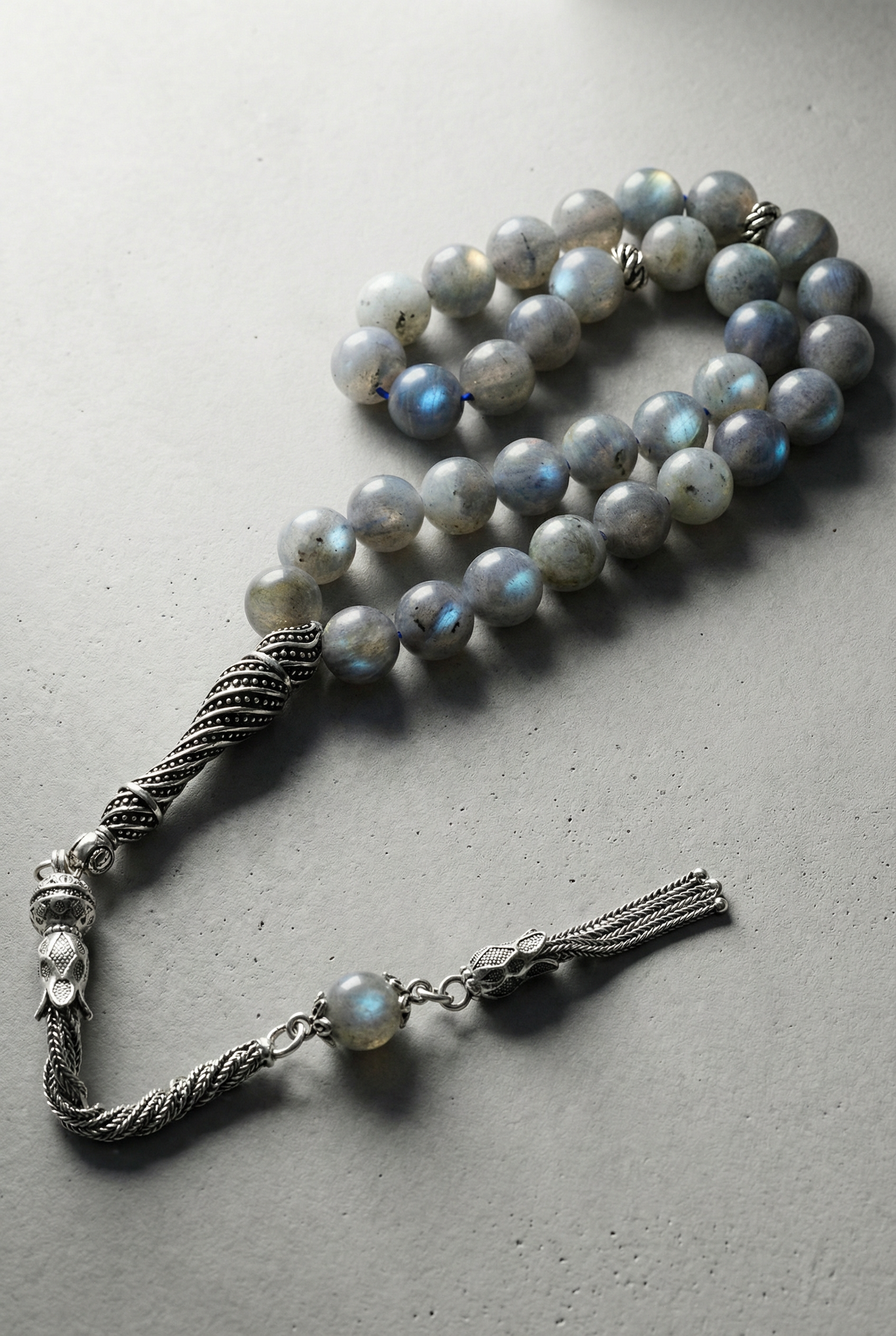 Labradorit Doğal Taş Tesbih – 925 Ayar Gümüş – 8 mm Küre Kesim