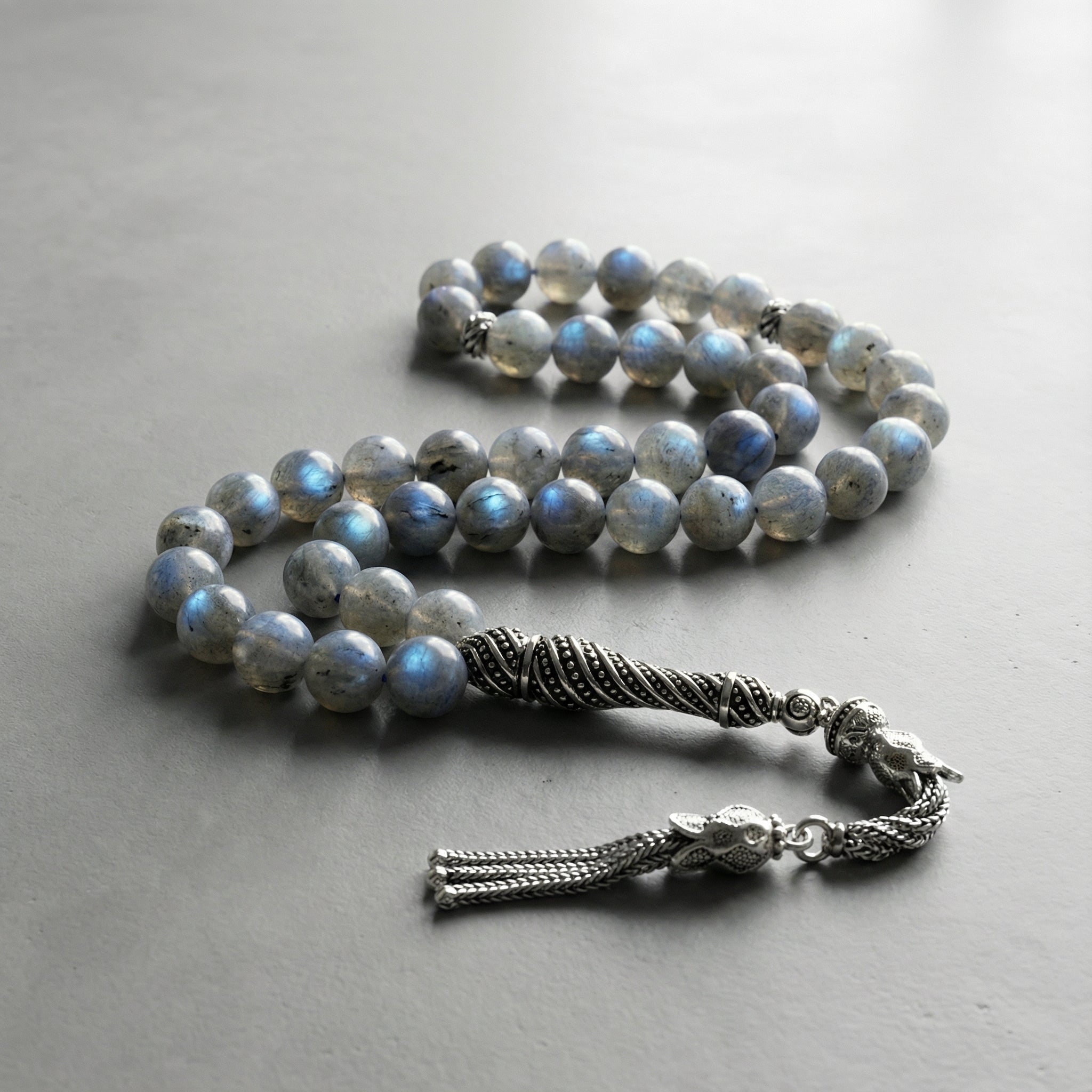 Labradorit Doğal Taş Tesbih – 925 Ayar Gümüş – 8 mm Küre Kesim