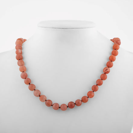 Yemen Akiği 8 mm Düğümlü Doğal Taş Kolye – Unisex El İşçiliği (50 cm)