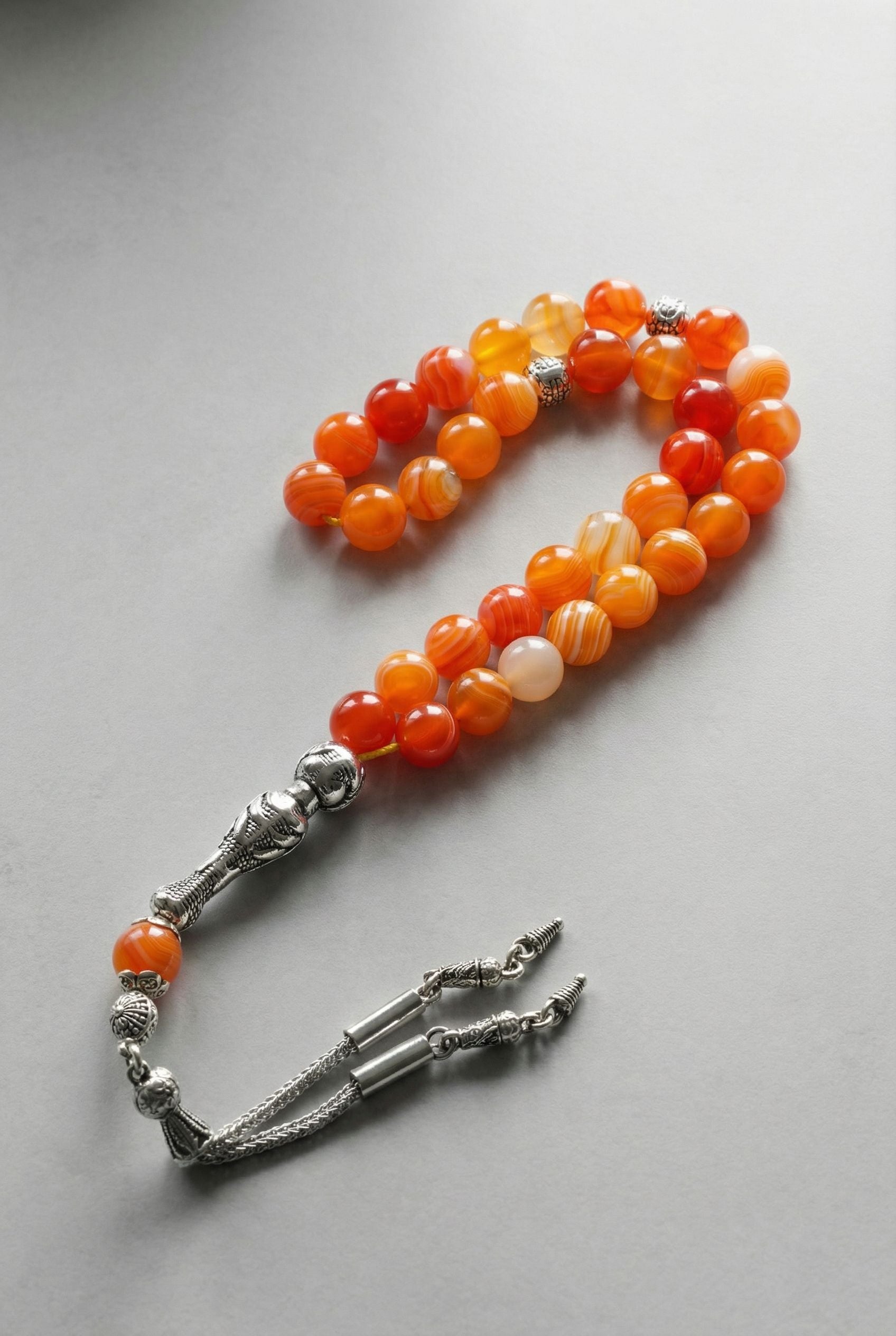 Madagaskar Akik Doğal Taş Tesbih – 8 mm Küre Kesim