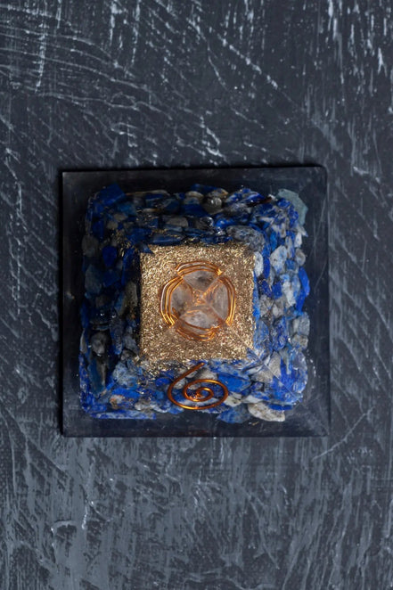 Lapis Lazuli Piramit