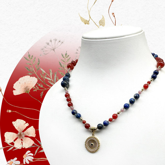 Lapis Lazuli, Kırmızı Akik ve Kunzit Doğal Taş Kolye – Gümüş Aparatlı, Unisex Şık Tasarım